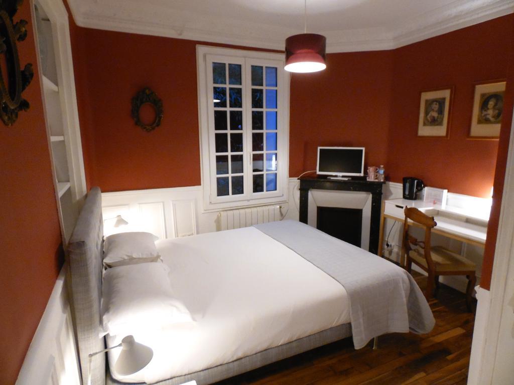 Bed & Breakfast La Clepsydre 폰테네이오로저스 객실 사진